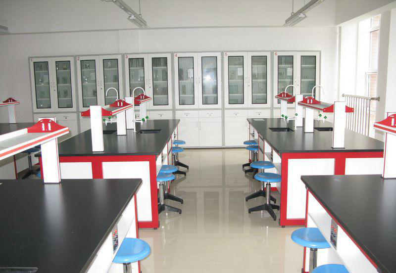 如何选择实验室环保系统？